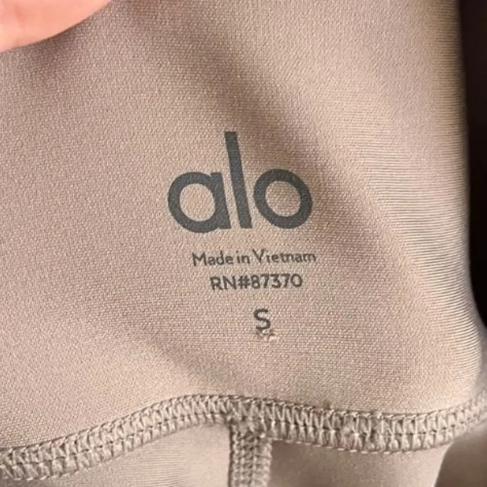ALO Yoga alo yoga